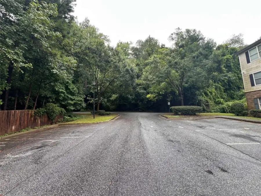 3207 Fairington Drive, Lithonia, GA 30038 - Image #3