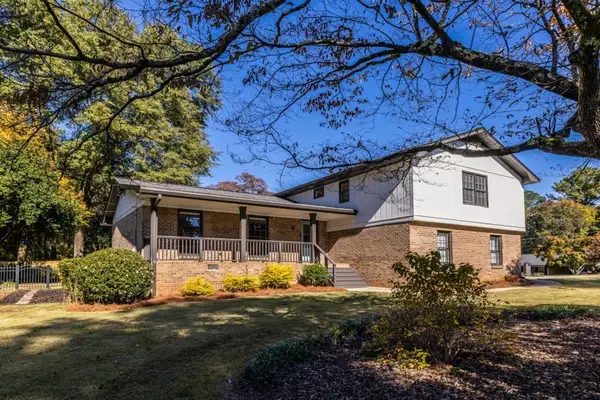 5019 Sandstone Court Sw, Lilburn, GA 30047