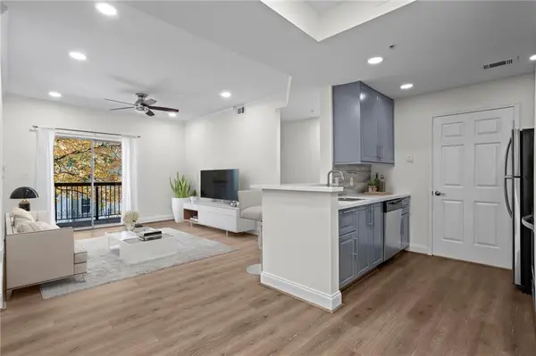 1075 Peachtree Walk Ne #A208, Atlanta, GA 30309