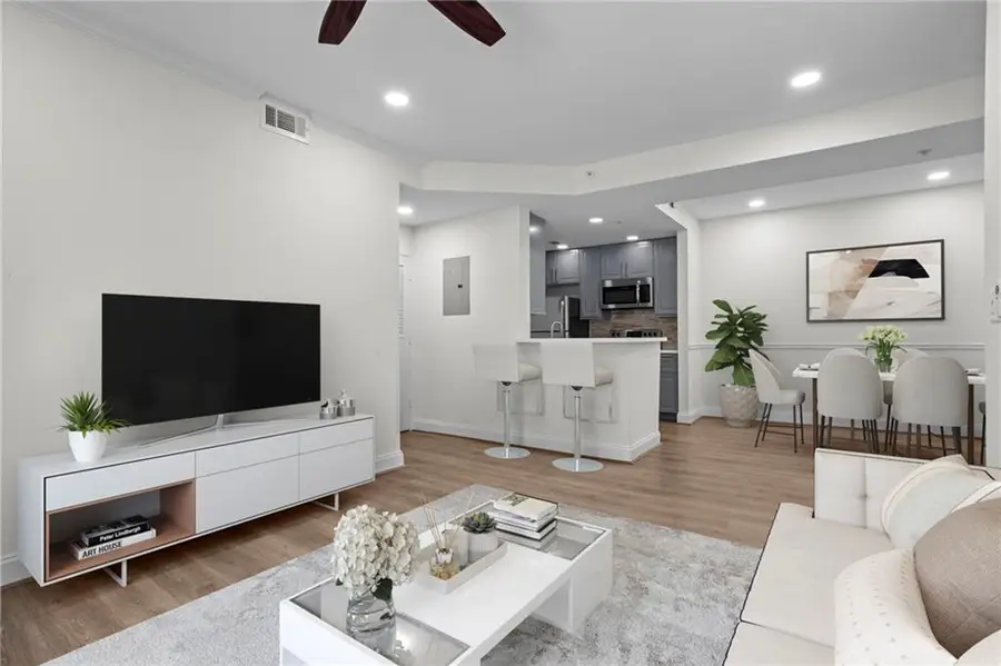 1075 Peachtree Walk Ne #A208, Atlanta, GA 30309 - Image #3