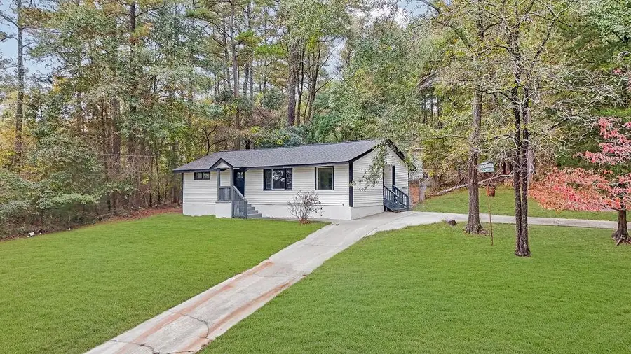 2488 Hi Roc Circle Ne, Conyers, GA 30012 - Image #2