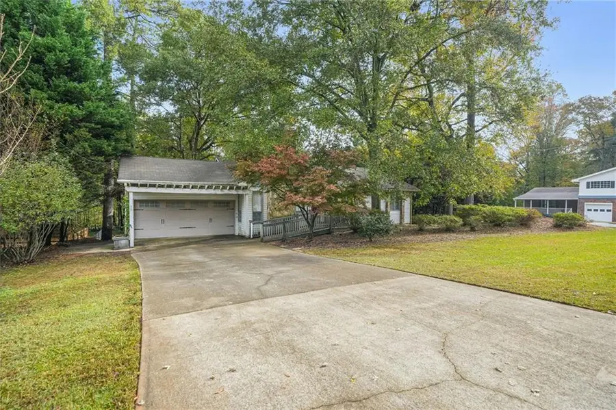 355 Heritage Lane, Alpharetta, GA 30009 - Image #3