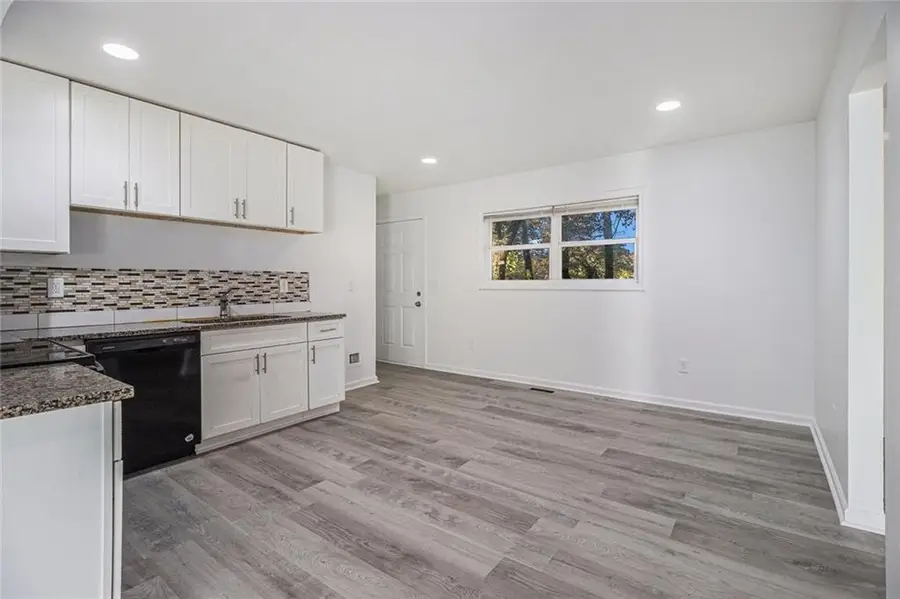 6505 Granada Drive, Forest Park, GA 30297 - Image #3