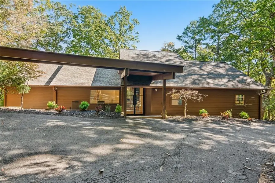 626 Petit Ridge Dr, Big Canoe, GA 30143 - Image #2
