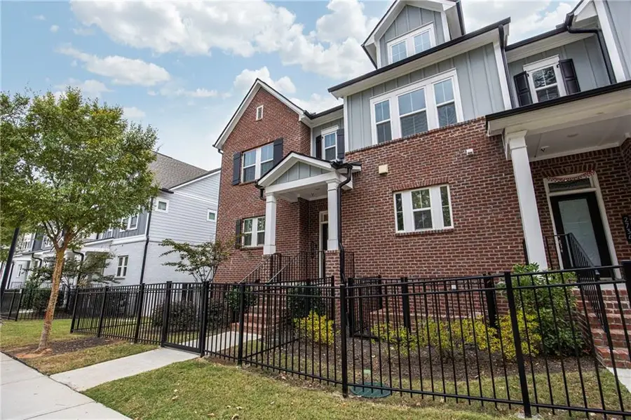 2736 Bell Drive Se, Smyrna, GA 30080 - Image #2