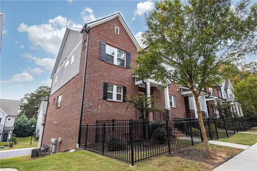 2736 Bell Drive Se, Smyrna, GA 30080 - Image #3