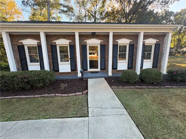 2805 Homeland Drive, Atlanta, GA 30360