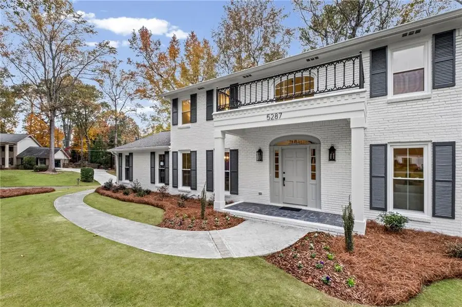 5287 Vernon Lake Drive, Dunwoody, GA 30338 - Image #2