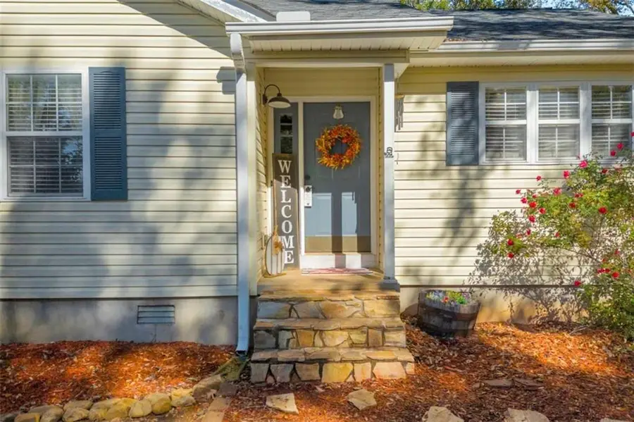 1136 Hoods Mill Road, Commerce, GA 30529 - Image #2