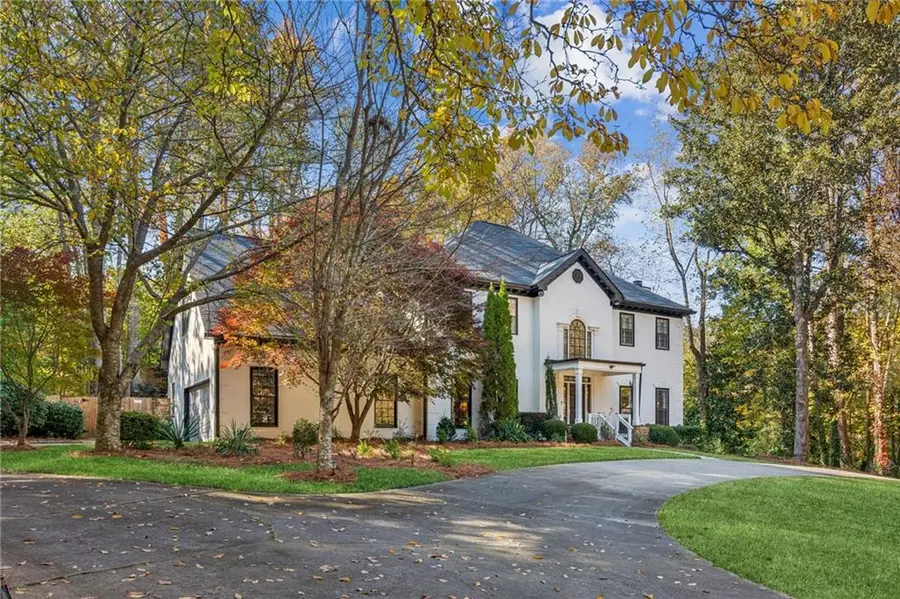 5460 E Idlewood Lane, Atlanta, GA 30327 - Image #3