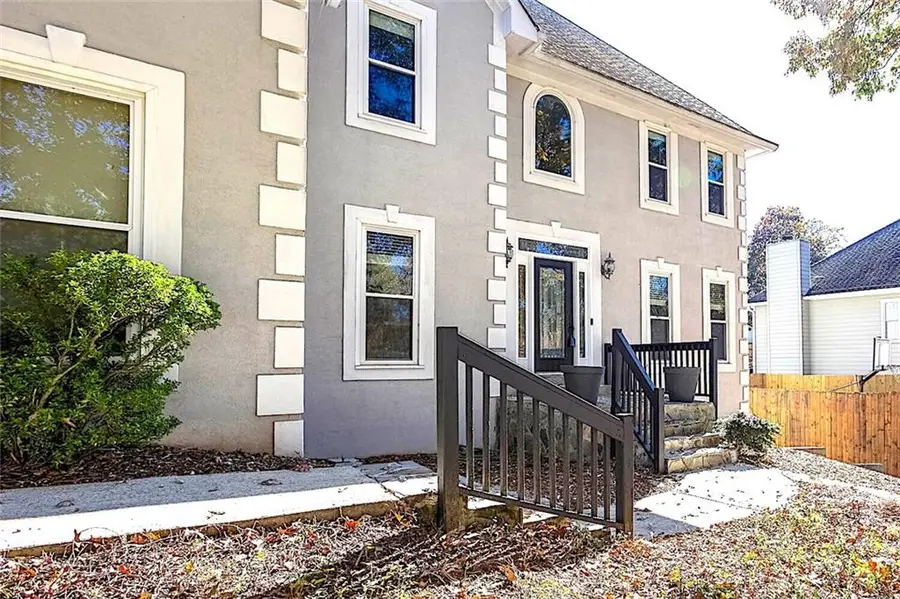 11925 Stradford Wood, Roswell, GA 30076 - Image #2