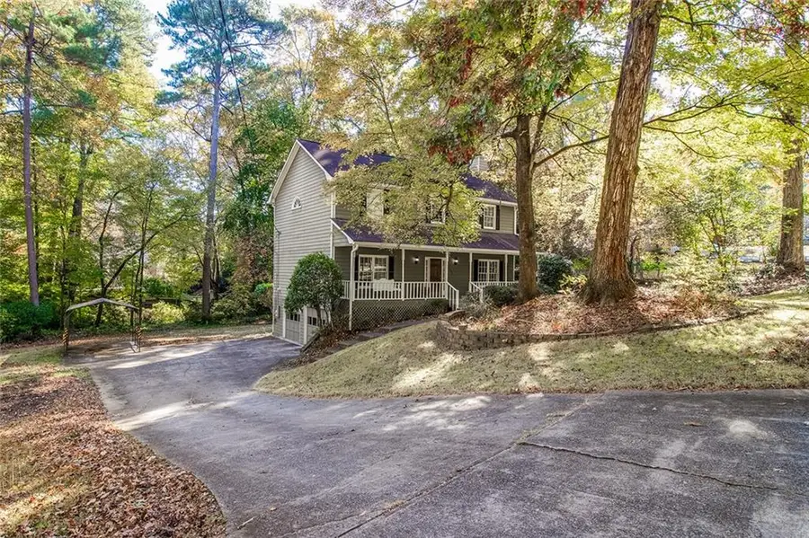 2695 Laurelwood Road, Dunwoody, GA 30360 - Image #2