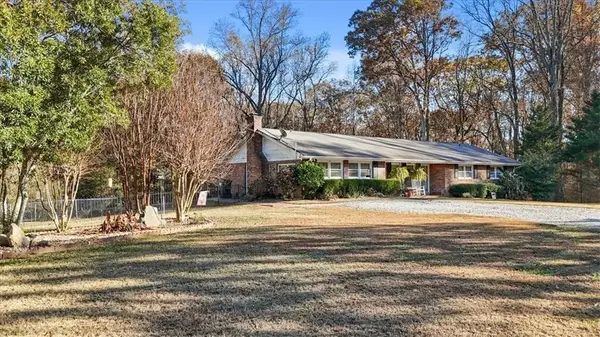 13355 Holly Road, Roswell, GA 30075
