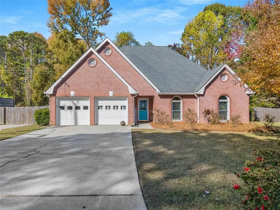 900 Burning Bush Drive, Loganville, GA 30052 - Image #2