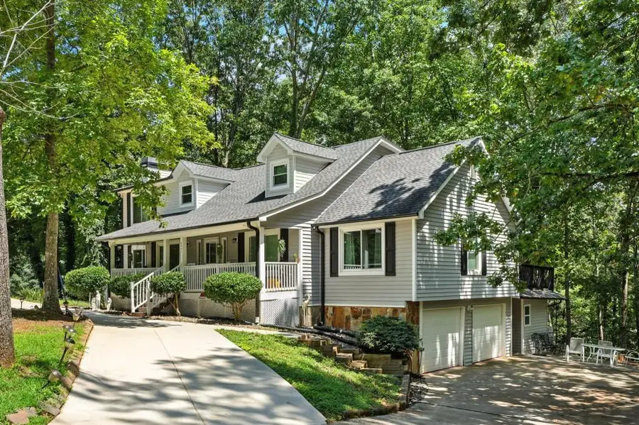 8804 Willow Creek Court, Douglasville, GA 30135 - Image #3