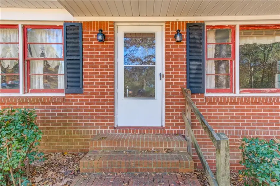 289 Bell Avenue, Hoschton, GA 30548 - Image #3