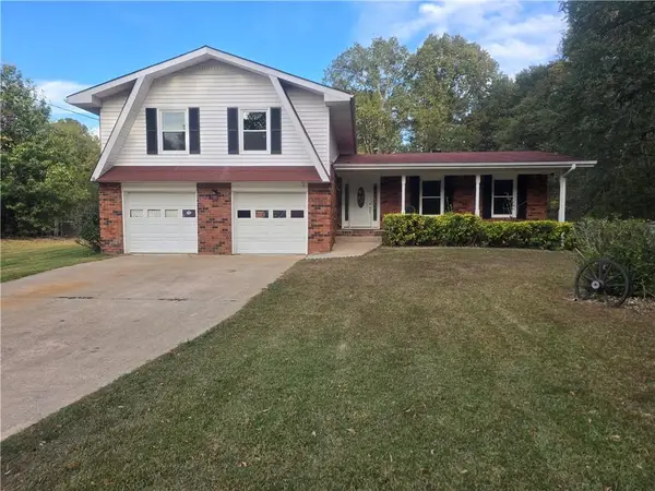 7672 Echo Lane, Jonesboro, GA 30236