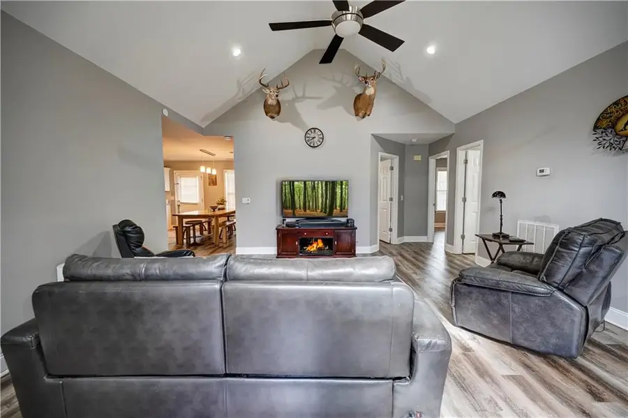 145 Water Wheel Lane Se, Calhoun, GA 30701 - Image #2