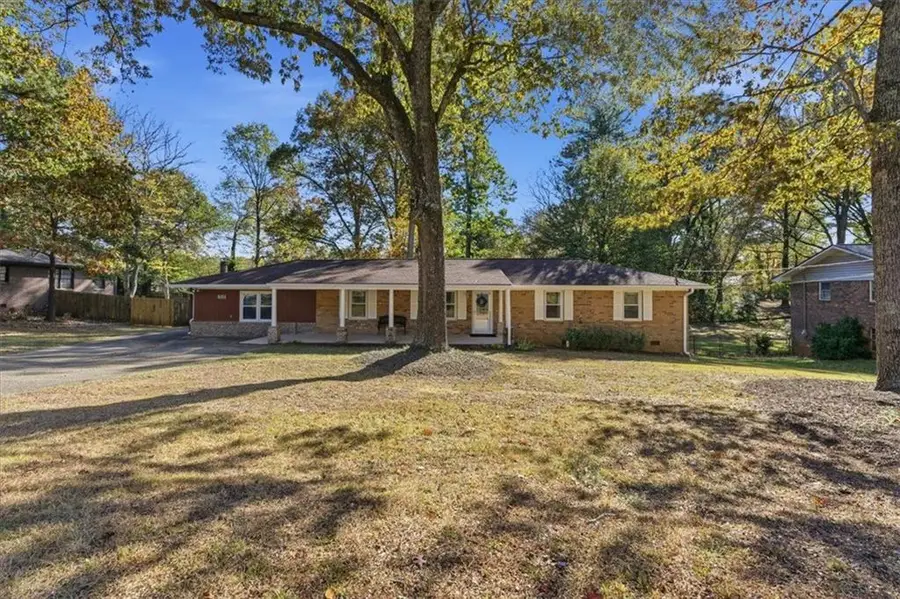 681 Manor Ridge Drive Sw, Mableton, GA 30126 - Image #3