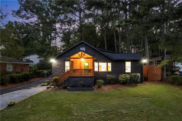 2720 NW Hedgewood Drive Nw, Atlanta, GA 30311