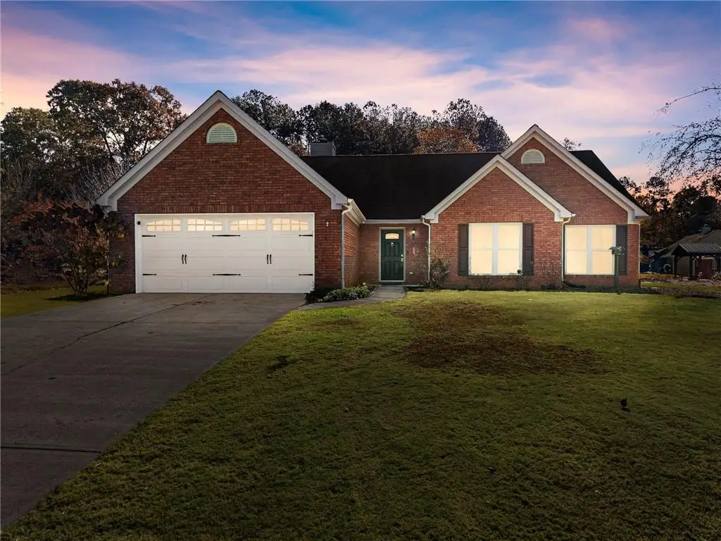 6228 Rock Port Dr, Flowery Branch, GA 30542 - Image #1