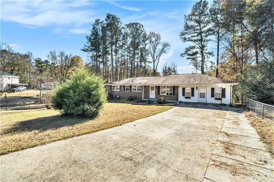 219 Briarwood Drive, Dallas, GA 30132 - Image #3