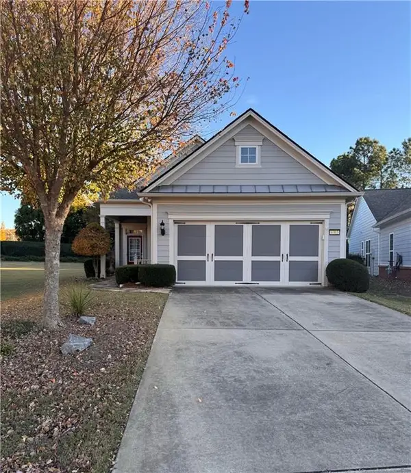 6303 Rockpoint Lane, Hoschton, GA 30548