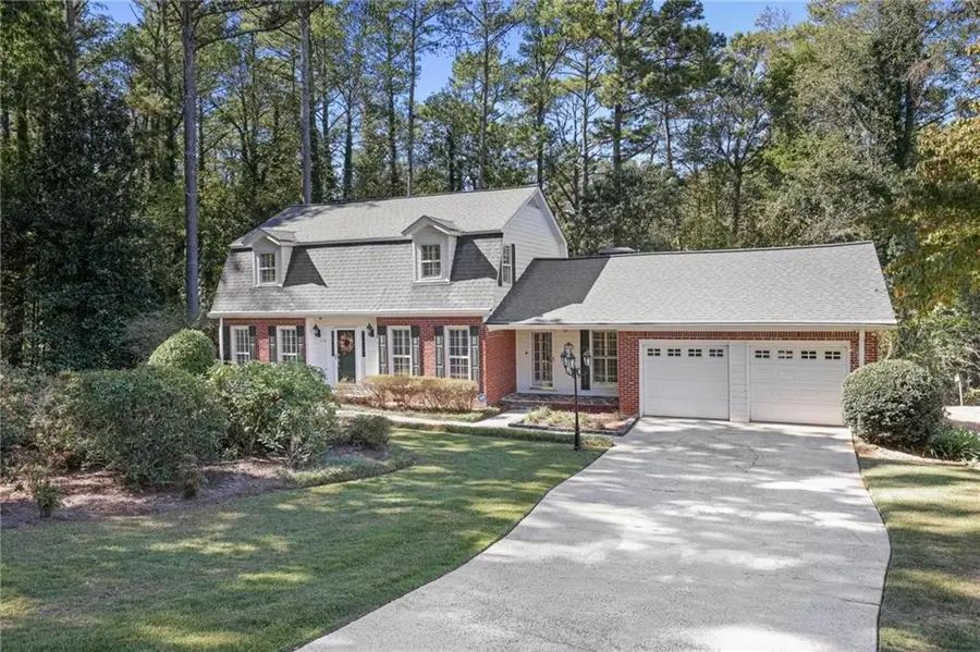 626 Cheatham Drive Sw, Marietta, GA 30064 - Image #3