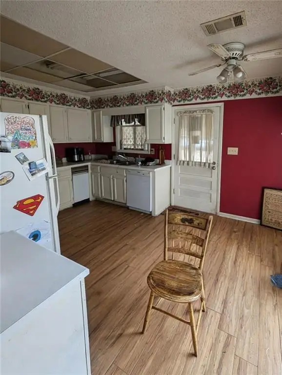 688 Serramonte Drive, Marietta, GA 30068 - Image #3