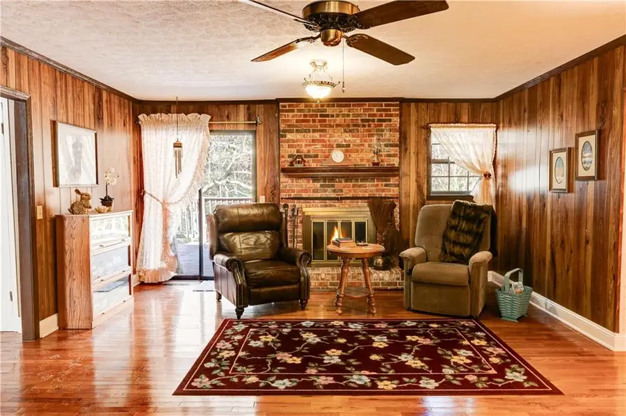 390 Foster Lusk Road Se, Calhoun, GA 30701 - Image #3