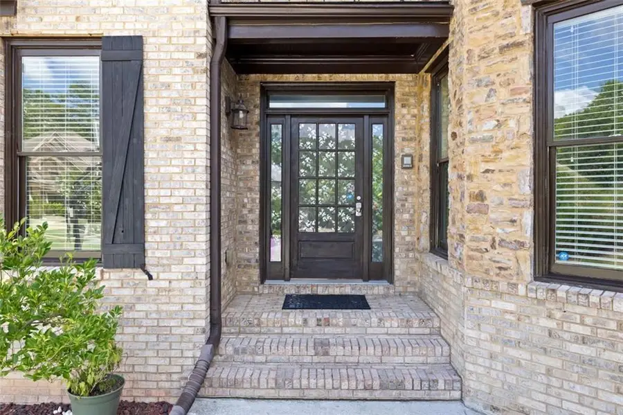 585 Settles Brook Court, Suwanee, GA 30024 - Image #3