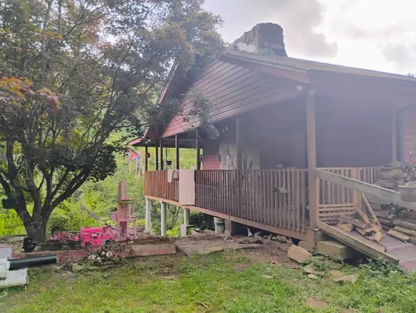 10607 Warwoman Road, Clayton, GA 30525