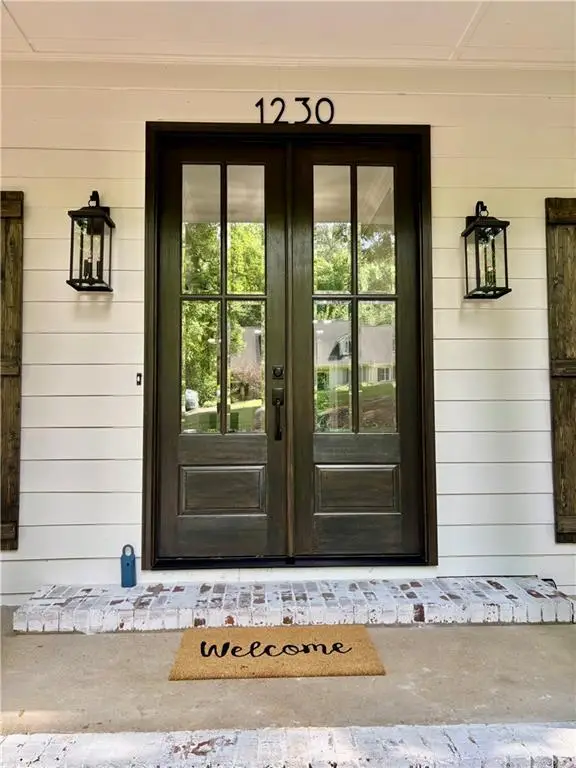 1230 Sunderland Court Ne, Brookhaven, GA 30319 - Image #2