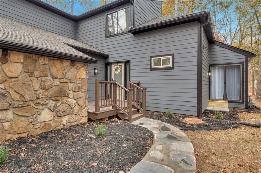 4300 Inverness Court Ne, Roswell, GA 30075 - Image #2