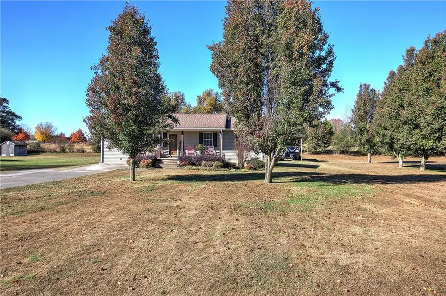 158 Brooksmill Drive Ne, Calhoun, GA 30701 - Image #2