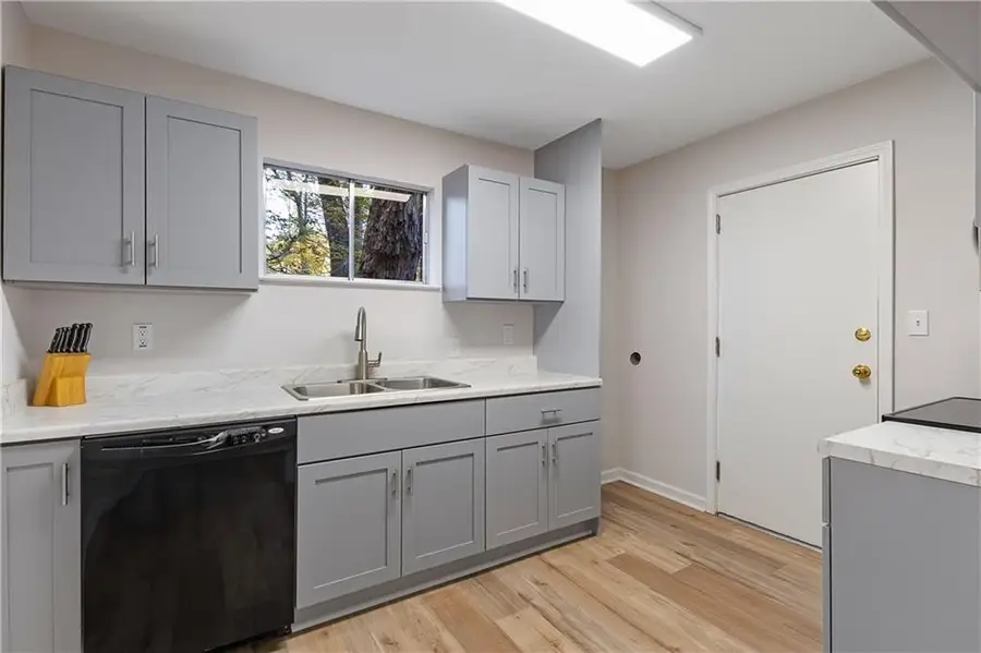 1111 Clairemont Avenue #N3, Decatur, GA 30030 - Image #3