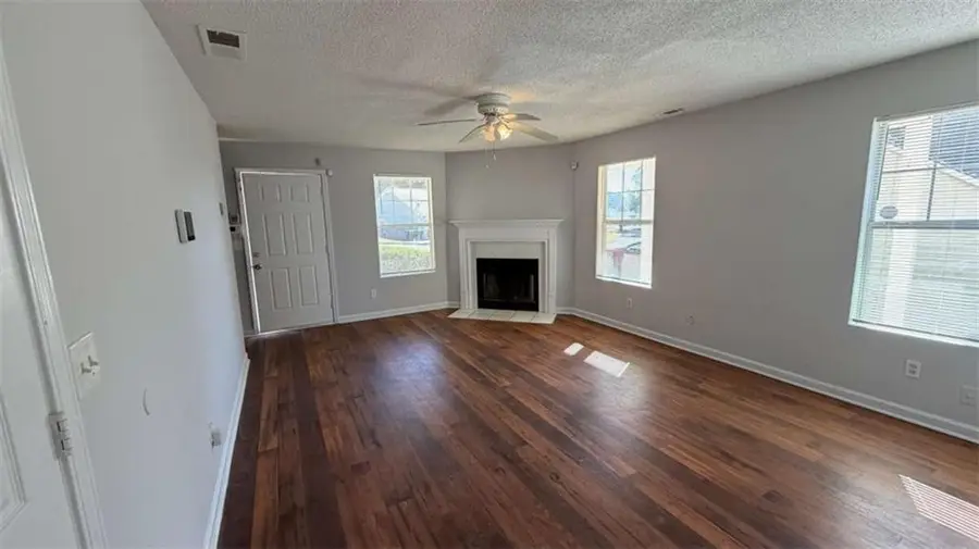 228 Inverness Trace, Riverdale, GA 30274 - Image #3