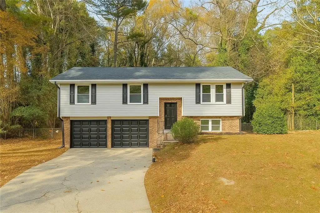 6956 Kimberland Gardens Lane, Lithonia, GA 30058 - Image #1