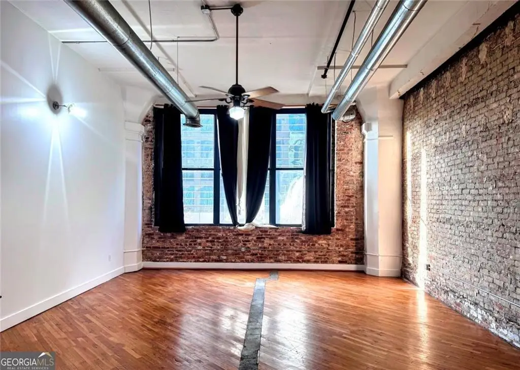 87 Peachtree Street Sw #304, Atlanta, GA 30303 - Image #1