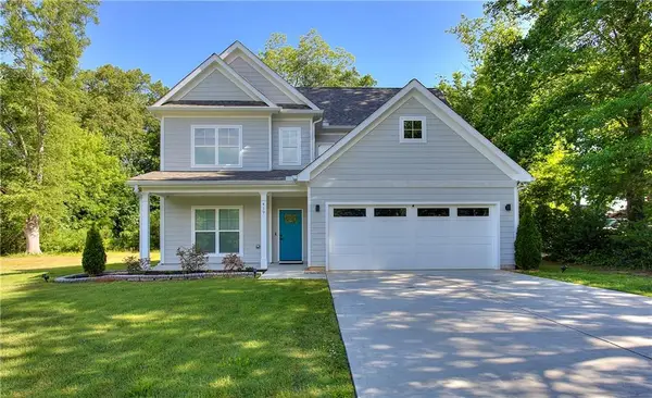 419 Mcinnes Circle Se, Marietta, GA 30060