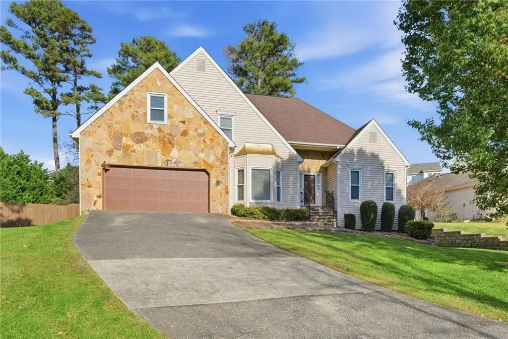 212 Shannon Drive, Woodstock, GA 30188 - Image #1