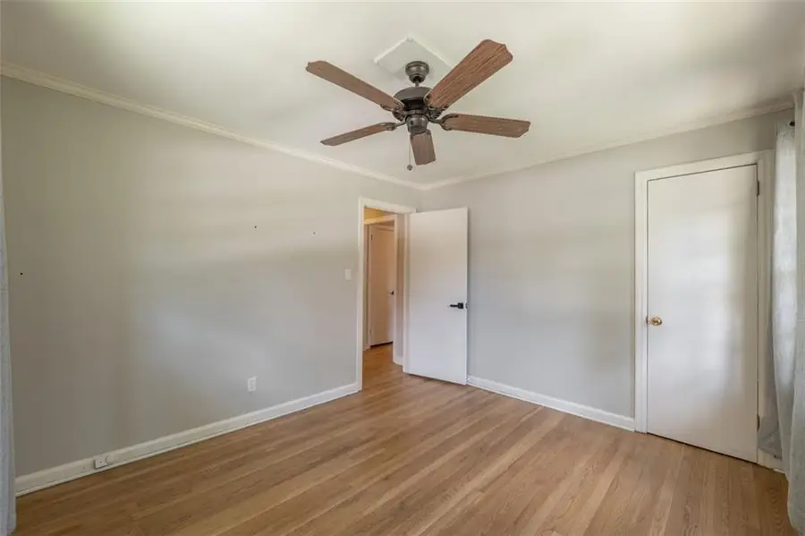 305 Brookwood Drive Sw, Marietta, GA 30064 - Image #3