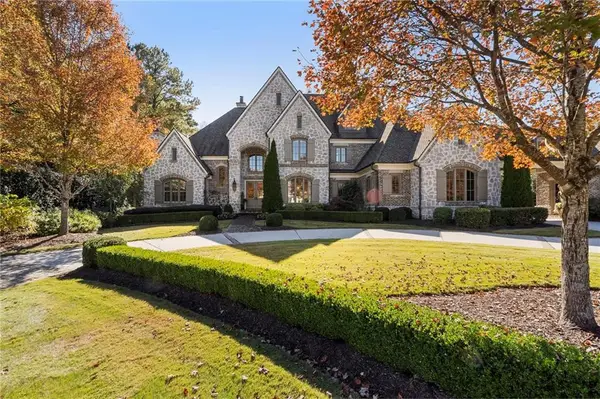 885 Vista Bluff Drive, Johns Creek, GA 30097