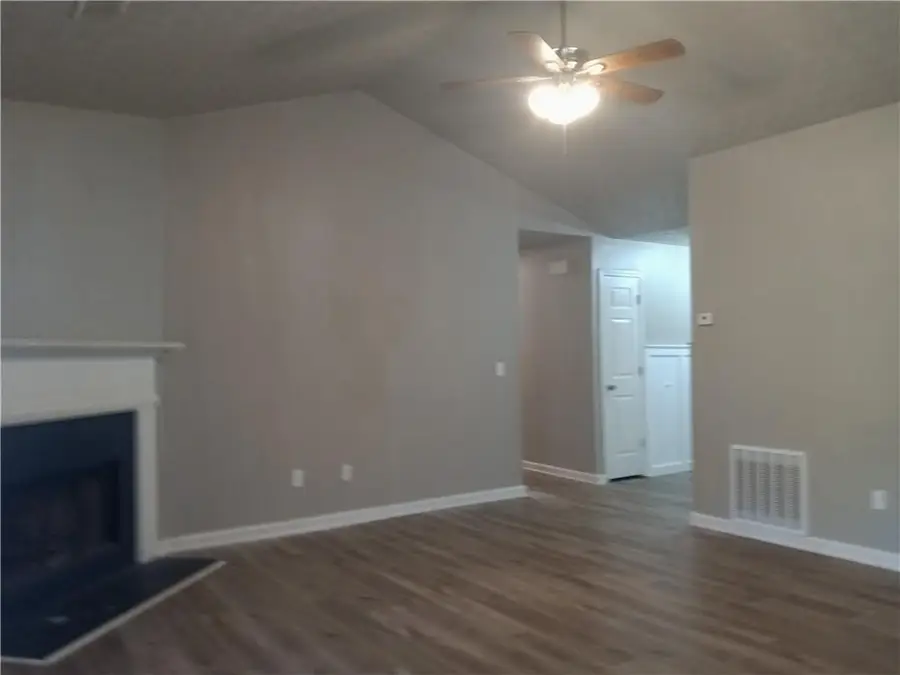 1810 Killarney Drive Sw, Marietta, GA 30008 - Image #2