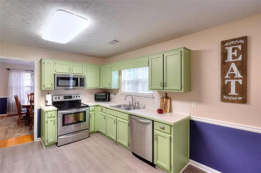 145 Vinnys Terrace, Covington, GA 30014 - Image #3