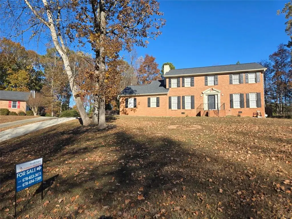 639 Royal Abbey Drive, Stone Mountain, GA 30088 - Image #1