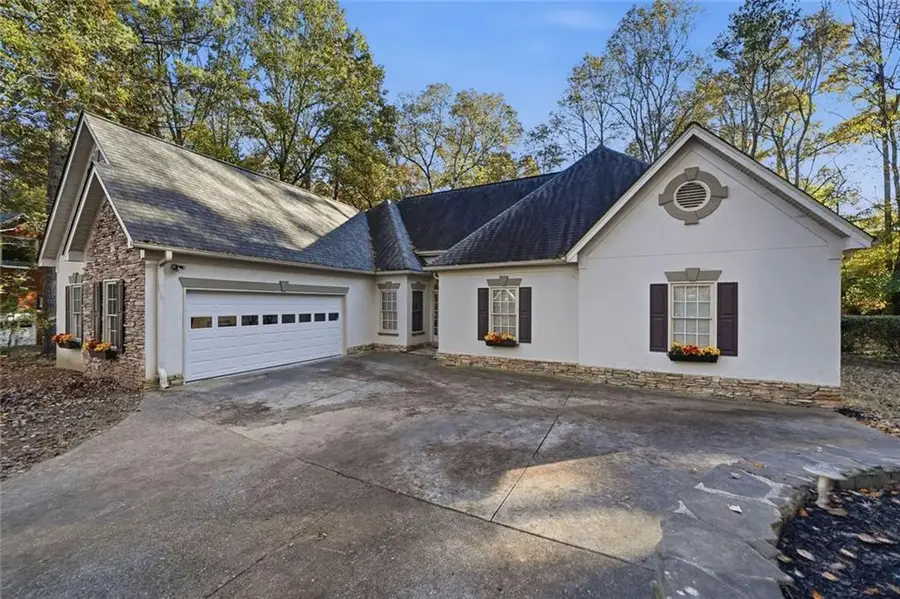 1065 Laurian Park Drive, Roswell, GA 30075 - Image #2