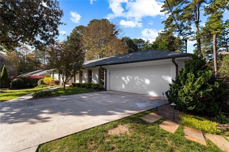 560 Windsor Parkway, Atlanta, GA 30342 - Image #3