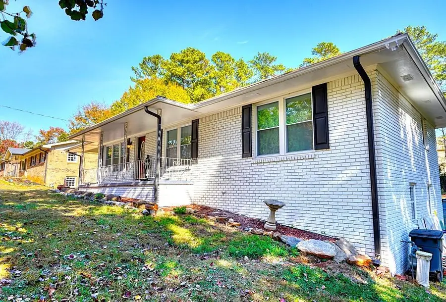 571 Norton Circle Se, Smyrna, GA 30082 - Image #2