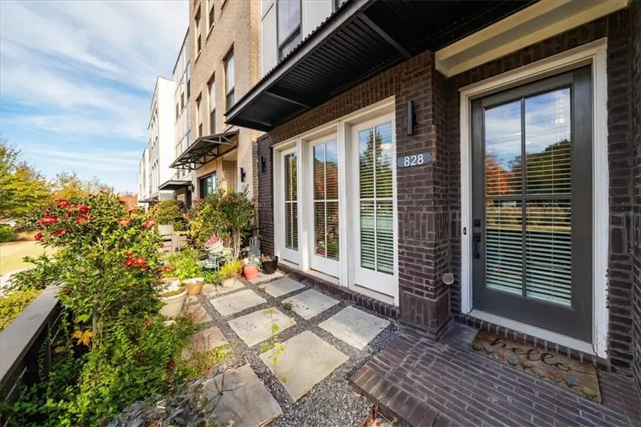 828 Constellation Drive, Decatur, GA 30033 - Image #3